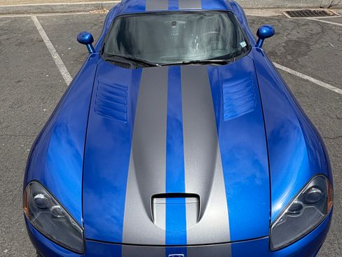 Used 2006 Dodge Viper SRT-10 w/ First Edition Group RWD image 2