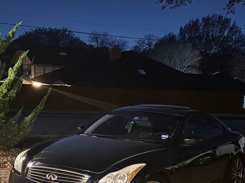 Used 2008 INFINITI G37 Journey w/ Sport Pkg RWD image 4