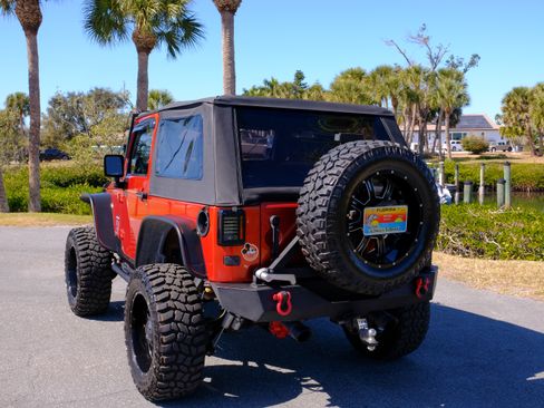 Used 2009 Jeep Wrangler X image 2