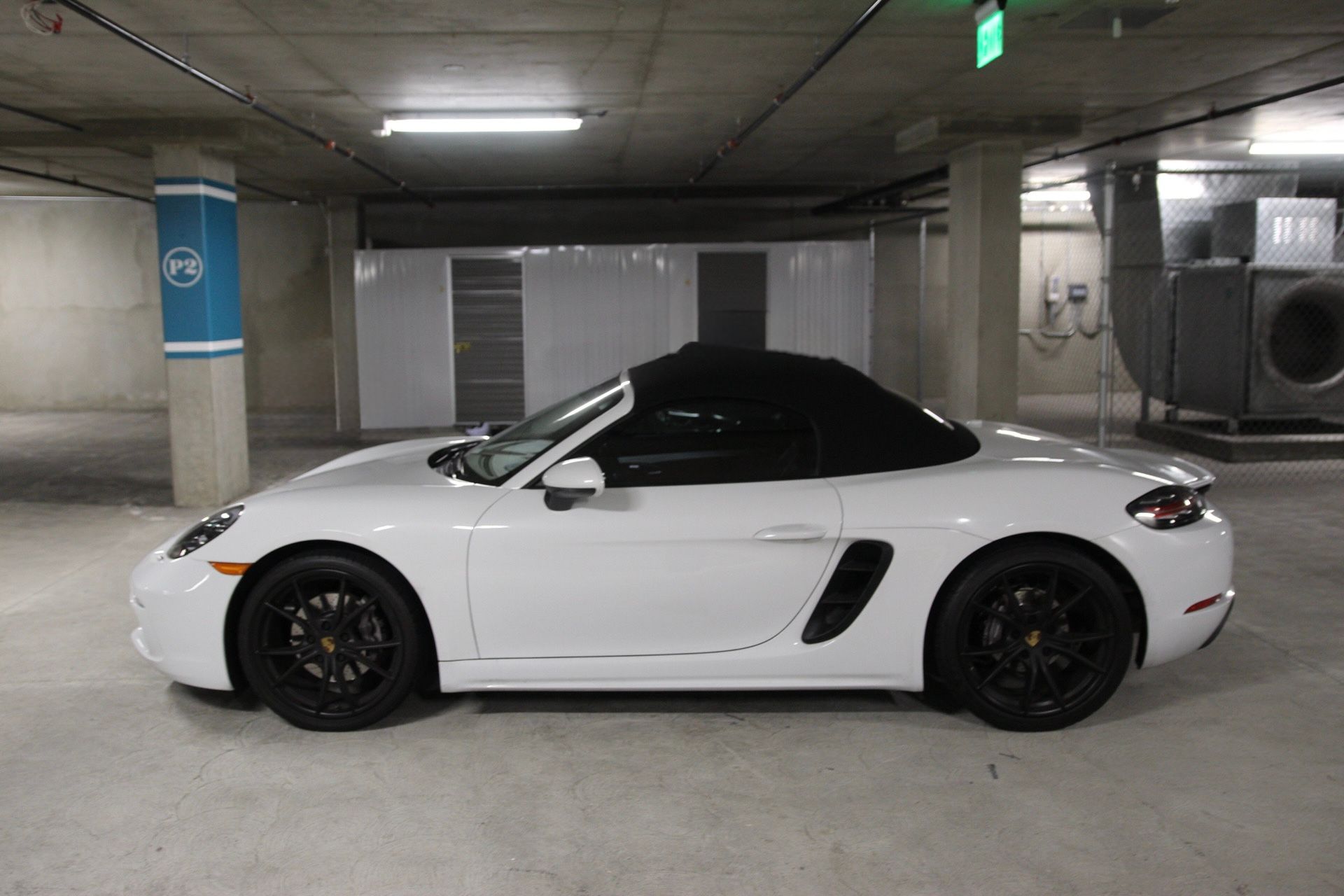 Used 2019 Porsche 718 Boxster RWD image 5