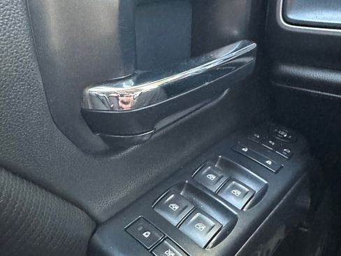 Used 2014 GMC Sierra 1500 SLT w/ All-Terrain Package AWD/4WD image 14