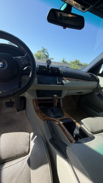Used 2004 BMW X5 4.4i AWD/4WD image 2