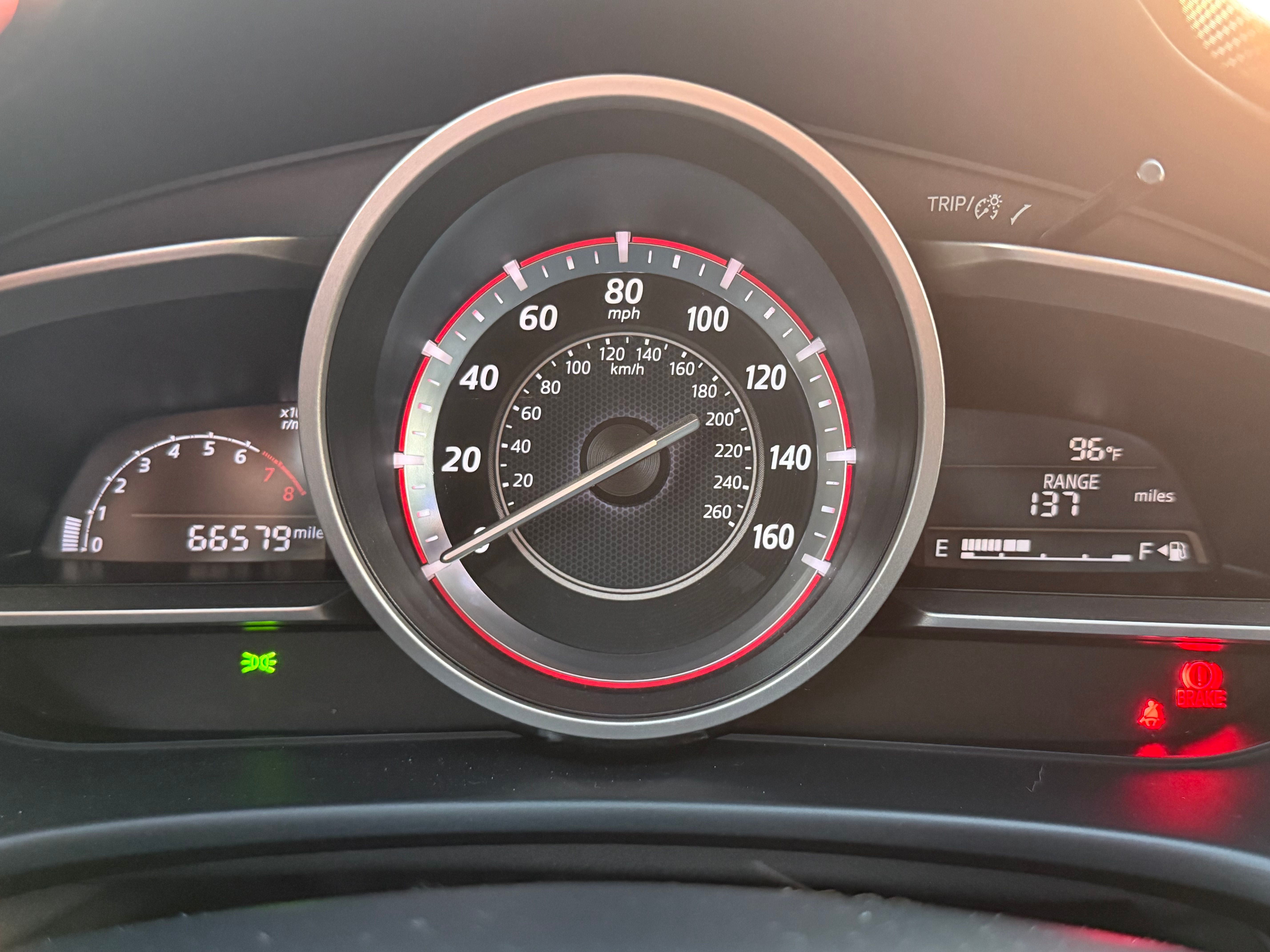 Used 2014 MAZDA MAZDA3 i Sport FWD image 11