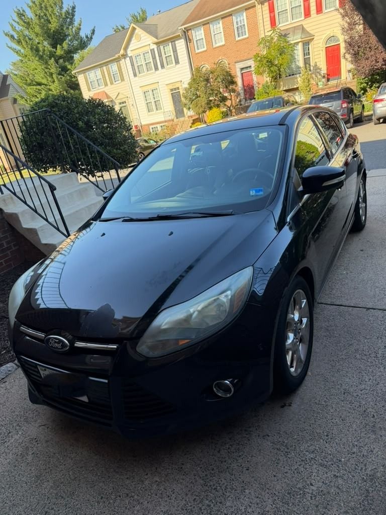 Used 2013 Ford Focus Titanium FWD image 5