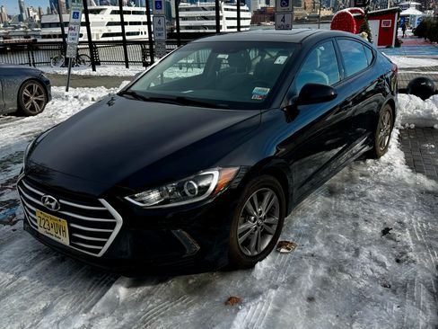 Used 2018 Hyundai Elantra Value Edition w/ Cargo Package image 1