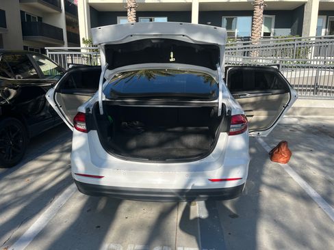 Used 2019 Ford Fusion SE image 9