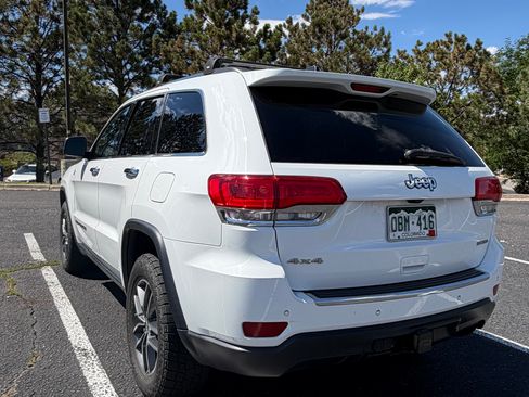 Used 2017 Jeep Grand Cherokee Limited w/ Luxury Group II AWD/4WD image 8