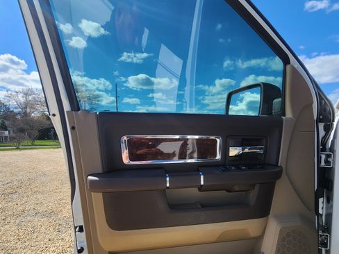 Used 2011 RAM 1500 Laramie w/ Protection Group image 15