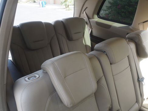 Used 2015 Mercedes-Benz GL 320 BlueTEC 4MATIC image 16