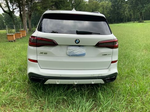 Used 2022 BMW X5 xDrive40i w/ M Sport Package AWD/4WD image 20