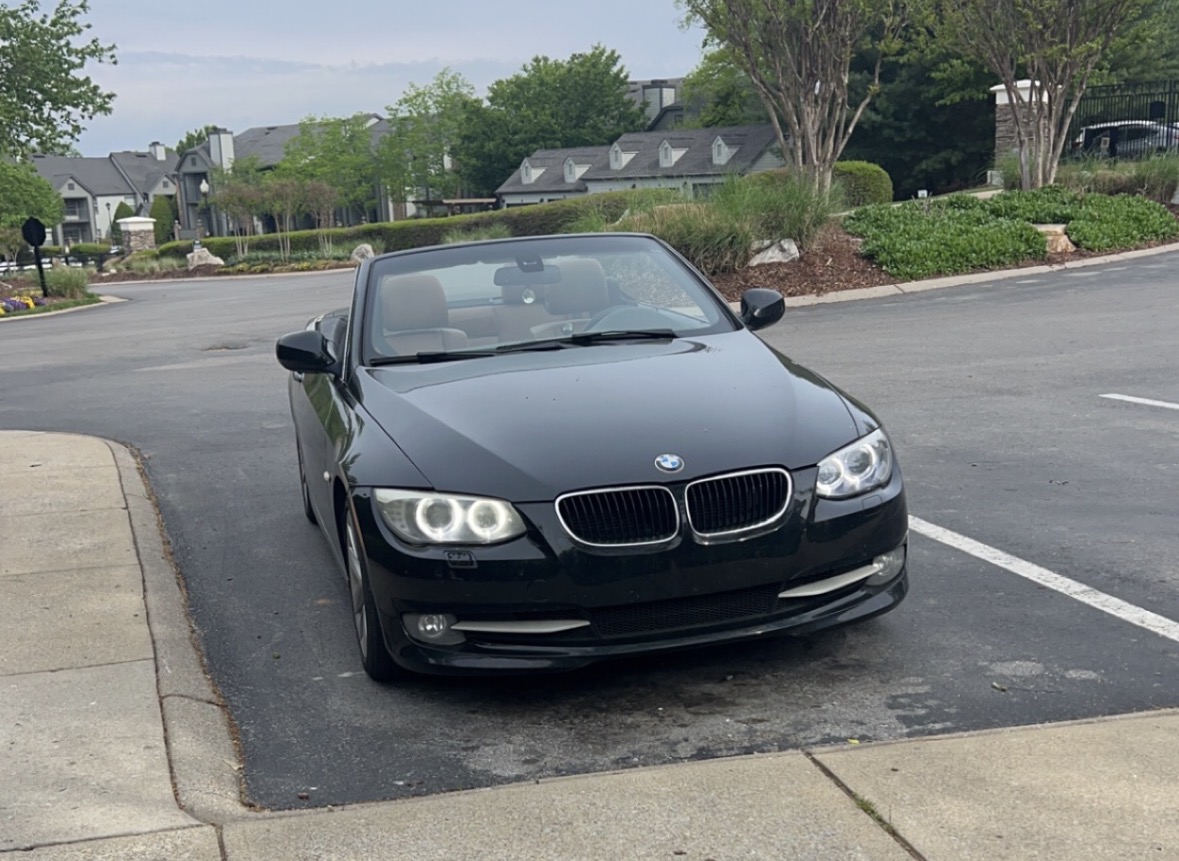 Used 2011 BMW 328i Convertible RWD image 9