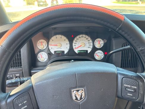 Used 2005 Dodge Ram 1500 Truck SLT RWD image 6