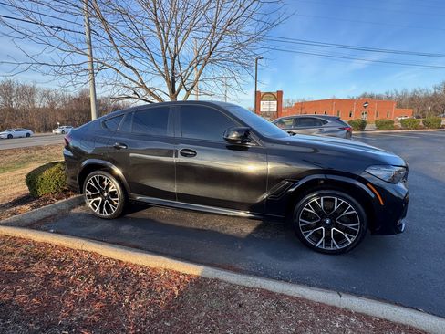 Used 2022 BMW X6 M w/ Competition Package image 6