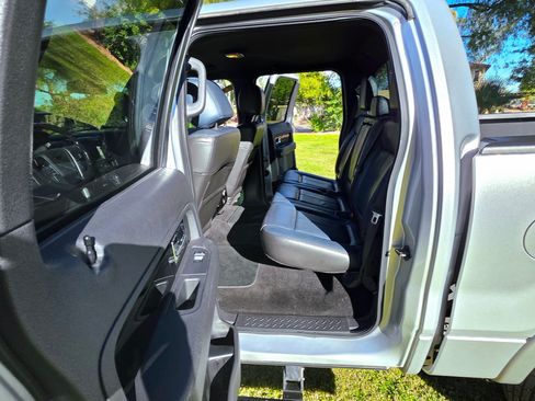 Used 2014 Ford F150 Limited image 12