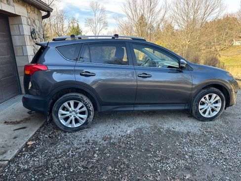 Used 2013 Toyota RAV4 Limited image 12