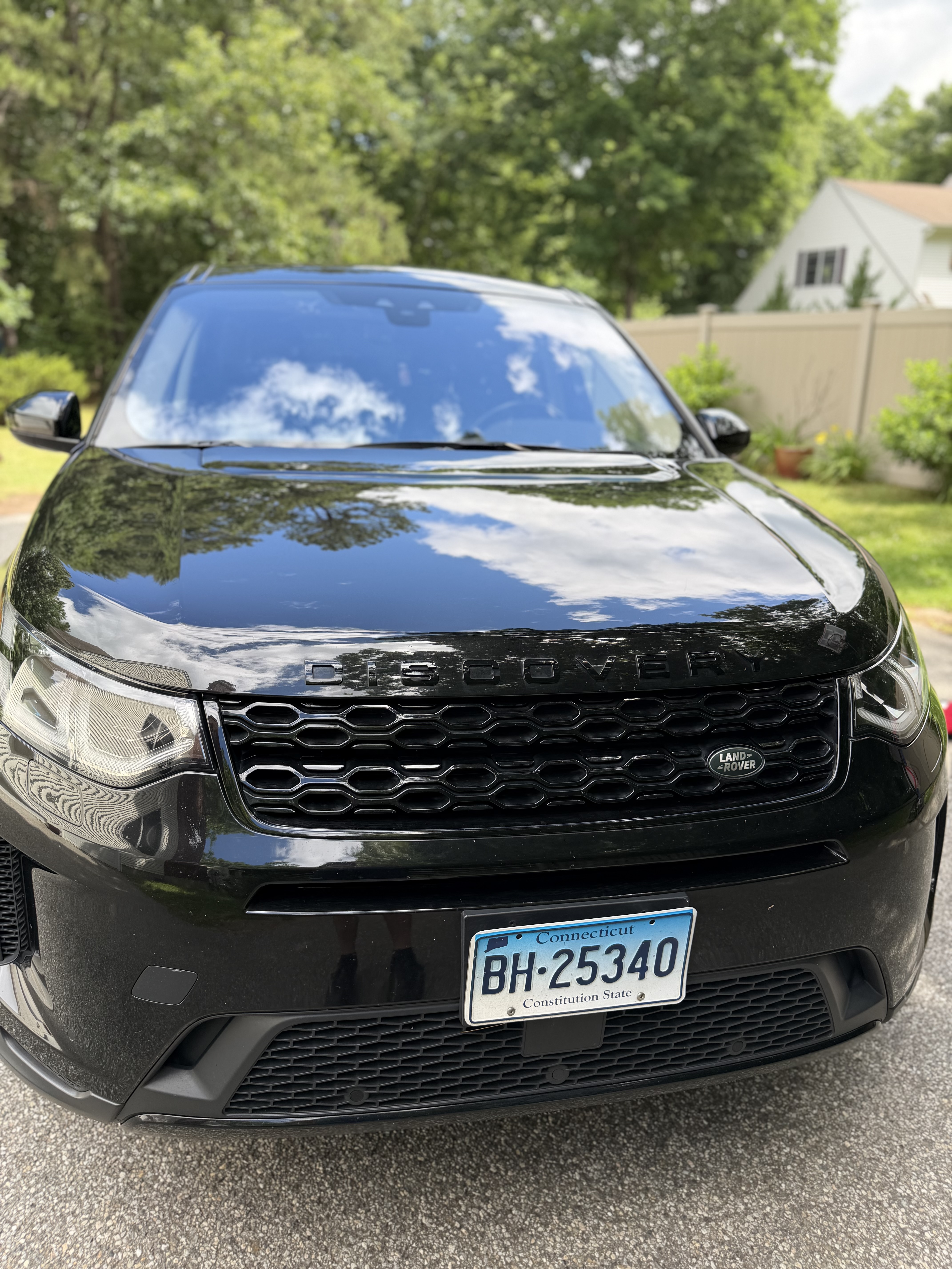 Used 2020 Land Rover Discovery Sport SE AWD/4WD image 1
