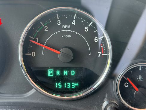 Used 2016 Jeep Wrangler Sport AWD/4WD image 15