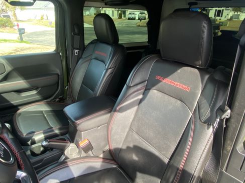 Used 2021 Jeep Wrangler Rubicon image 32