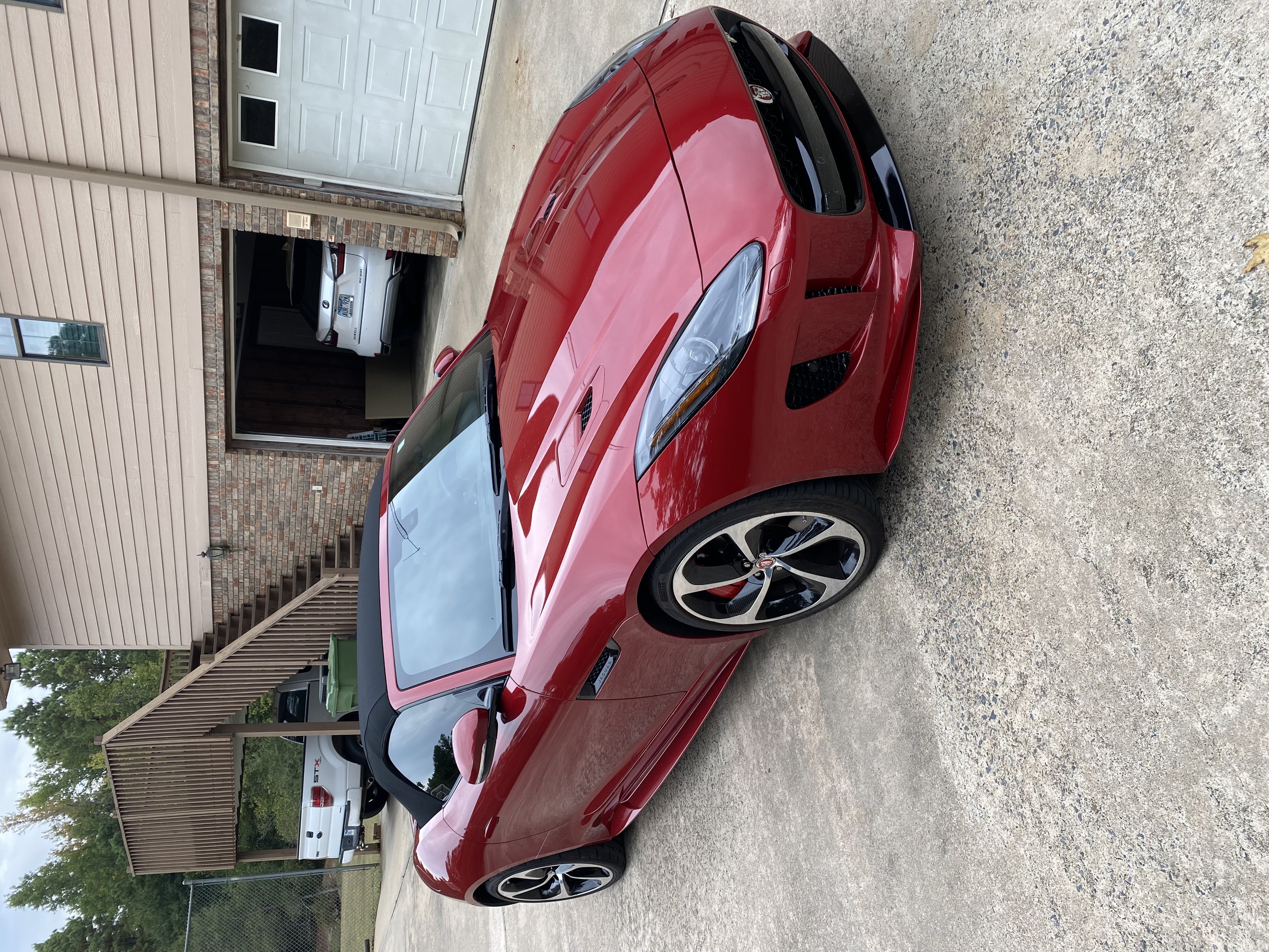 Used 2016 Jaguar F-TYPE R AWD/4WD image 8
