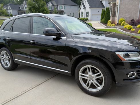 Used 2017 Audi Q5 2.0T Premium Plus AWD/4WD image 4