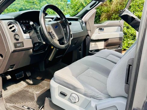 Used 2011 Ford F150 XLT w/ XLT Convenience Pkg RWD image 11