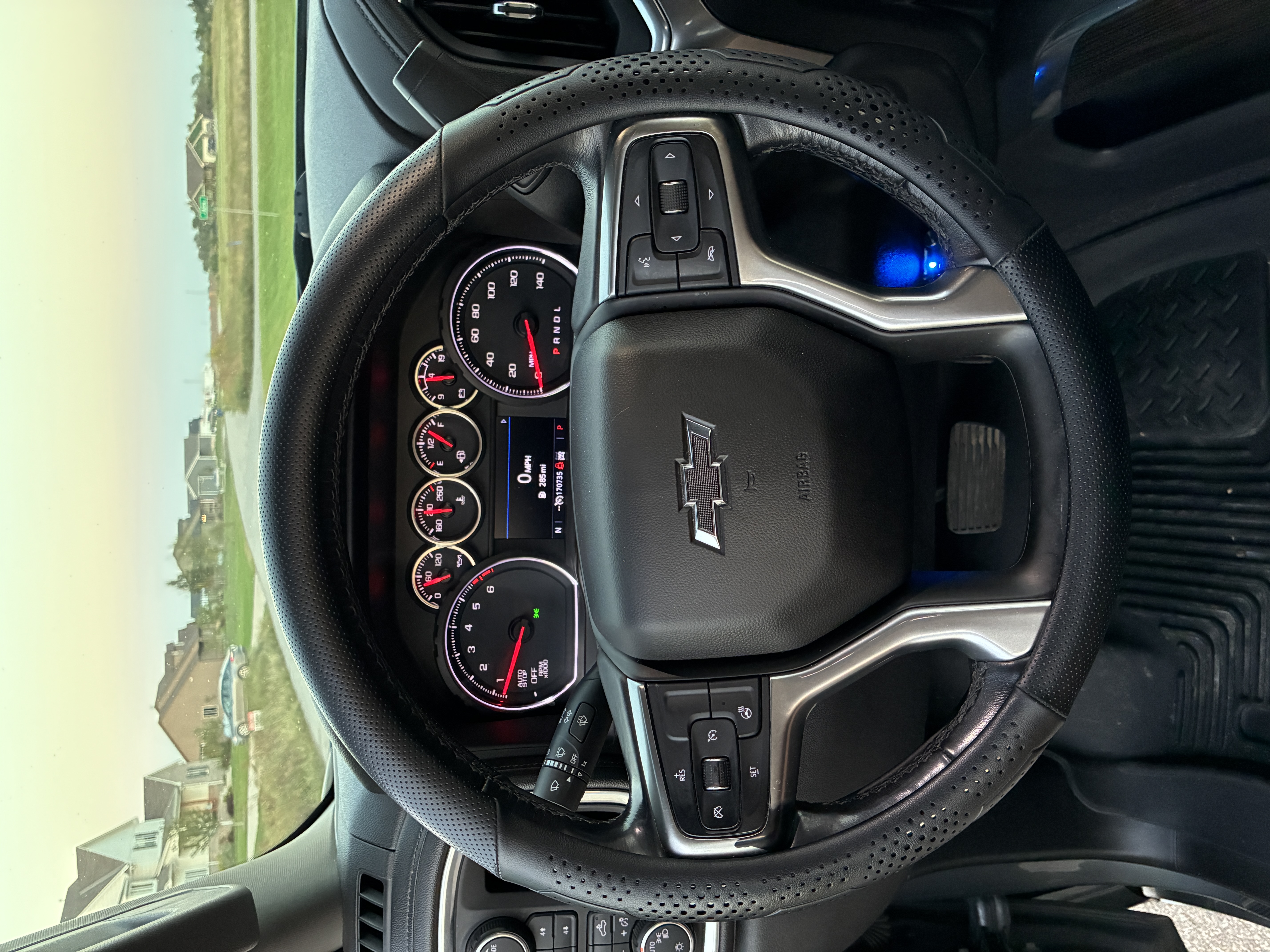Used 2020 Chevrolet Silverado 1500 RST w/ Texas Edition AWD/4WD image 8