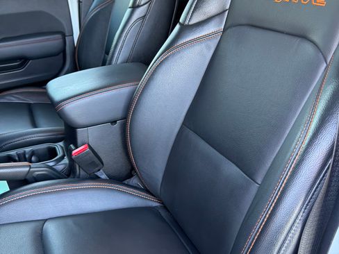 Used 2023 Jeep Gladiator Mojave w/ Dual Top Group image 6