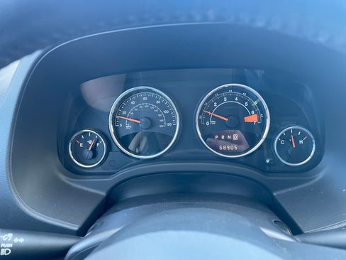 Used 2016 Jeep Compass Latitude w/ Sun/Sound Group image 12