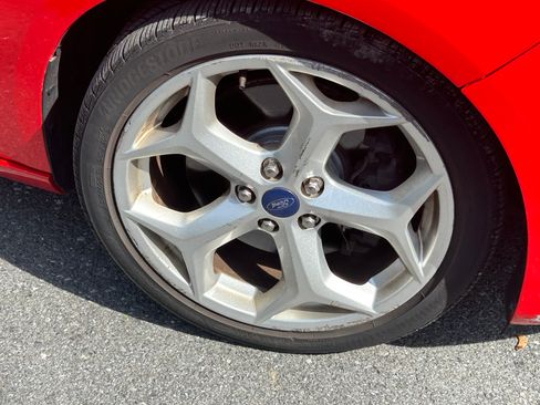 Used 2013 Ford Focus ST image 8