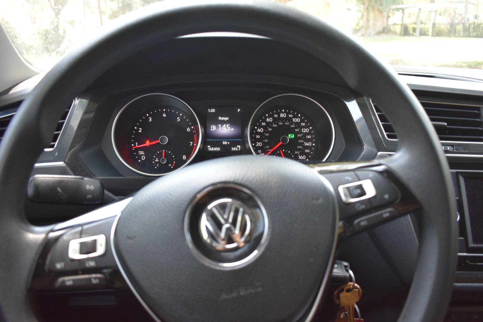 Used 2018 Volkswagen Tiguan S FWD image 10
