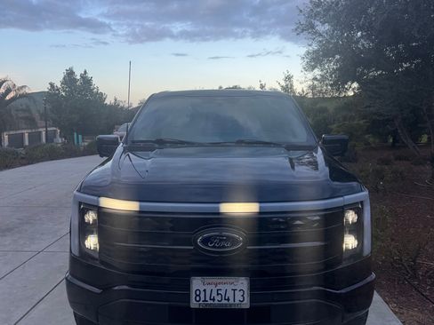 Used 2023 Ford F150 Lightning Platinum image 2