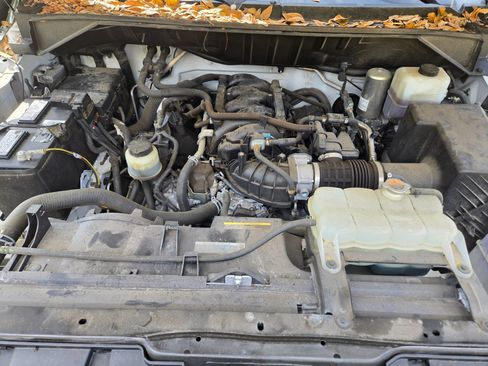 Used 2021 Nissan NV 2500 SV image 30