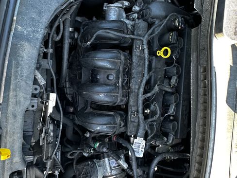 Used 2016 Ford Transit Connect Titanium image 14