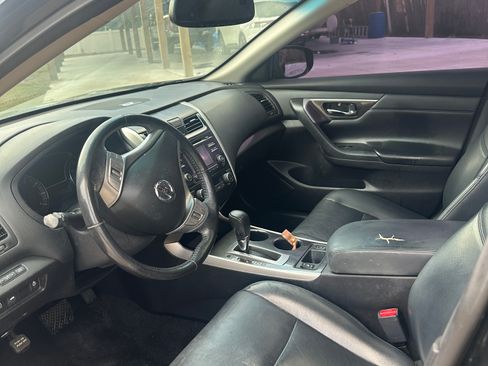 Used 2015 Nissan Altima 2.5 SL w/ Moonroof Package image 16