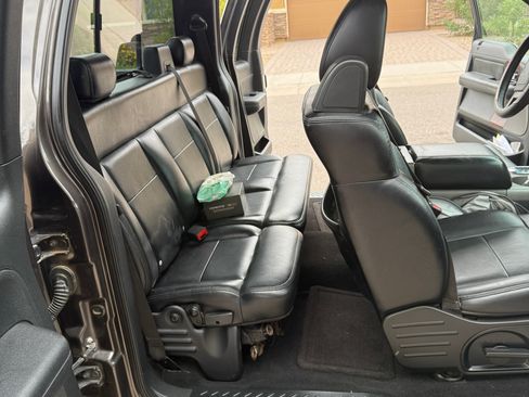 Used 2005 Ford F150 Lariat image 8