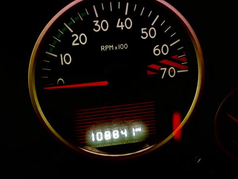 Used 2017 Jeep Wrangler Unlimited Sahara image 11