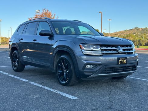 Used 2018 Volkswagen Atlas SE image 4