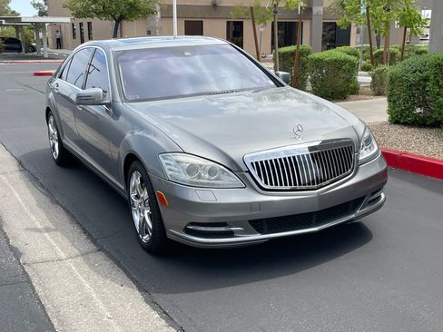 Used 2013 Mercedes-Benz S 550 image 10