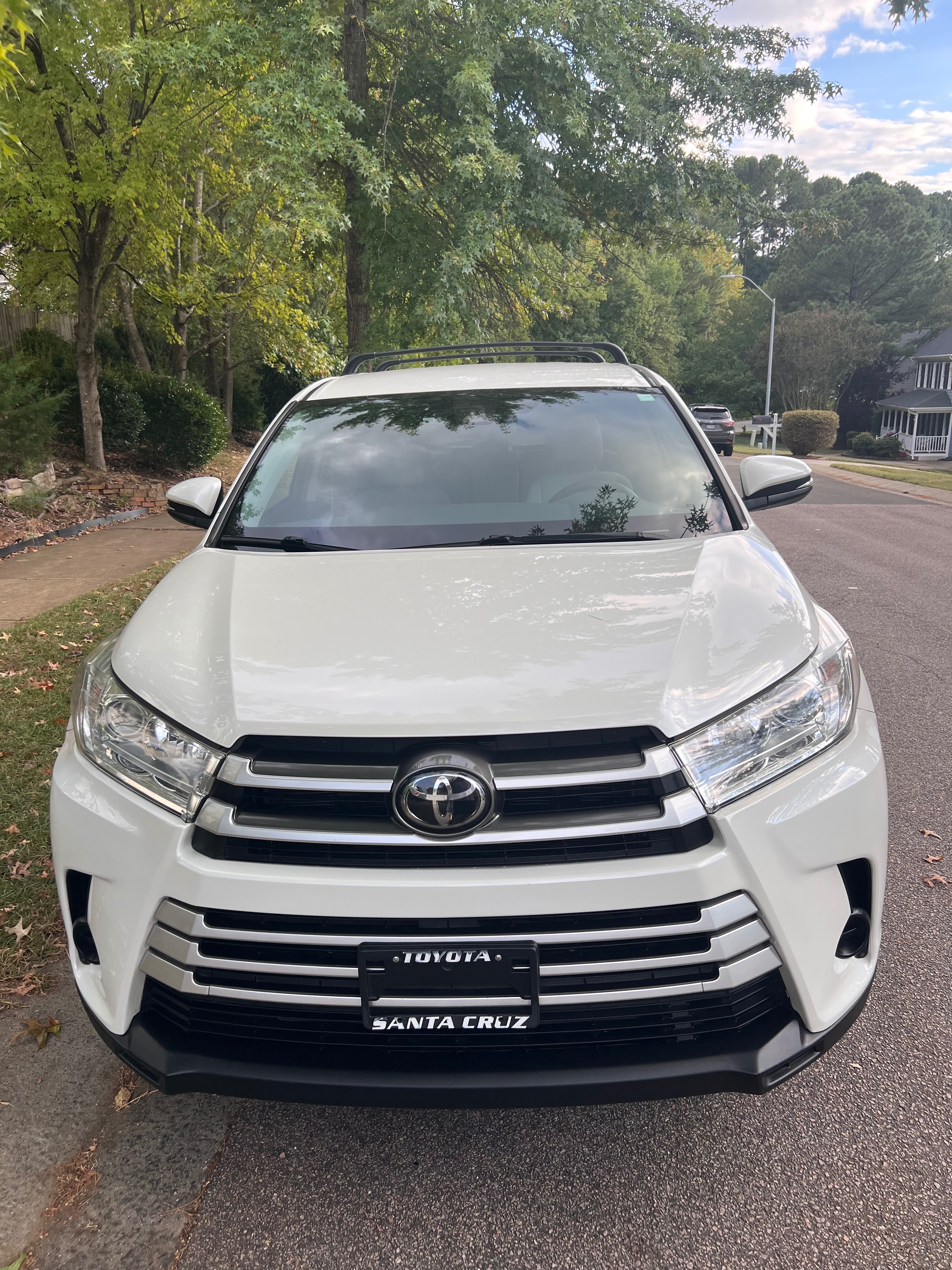 Used 2019 Toyota Highlander LE FWD image 17