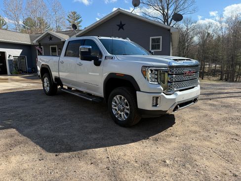 Used 2023 GMC Sierra 3500 Denali w/ Denali Ultimate Package AWD/4WD image 5