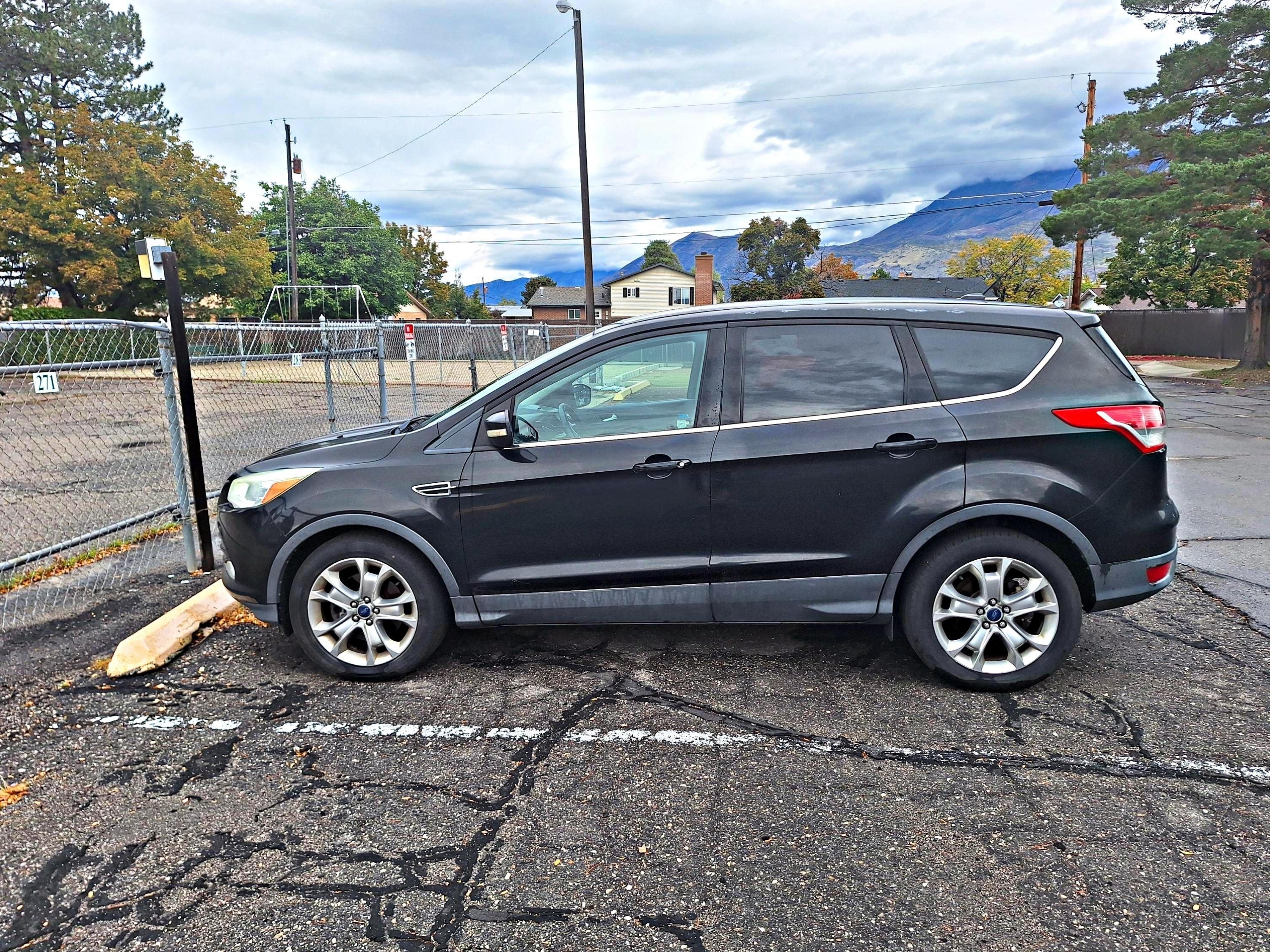 Used 2013 Ford Escape SEL FWD image 6