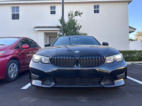 Used 2020 BMW 330i Sedan w/ Driving Assistance Package image 1