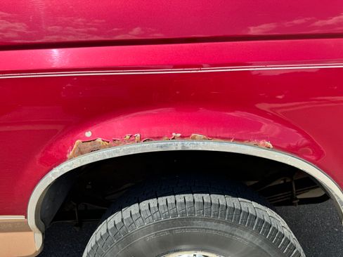 Used 1995 Ford Bronco image 12