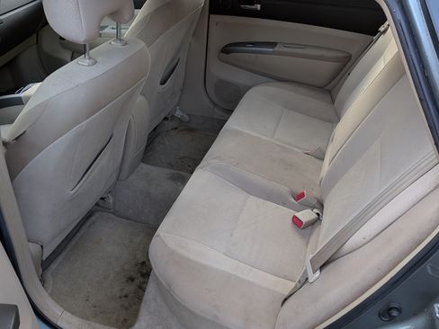 Used 2005 Toyota Prius Hatchback 4D image 18