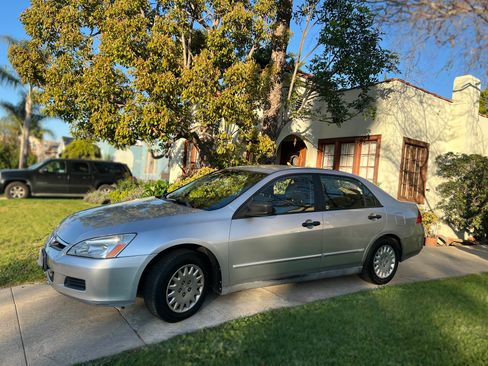Used 2007 Honda Accord VP image 1