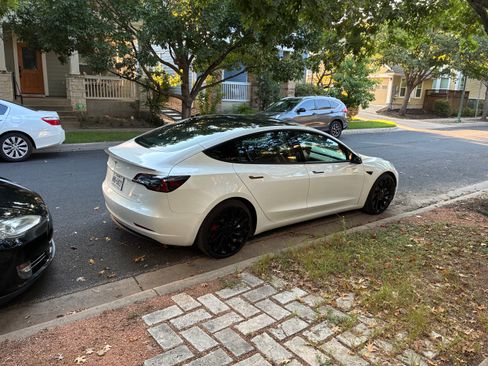Used 2021 Tesla Model 3 Performance AWD/4WD image 1