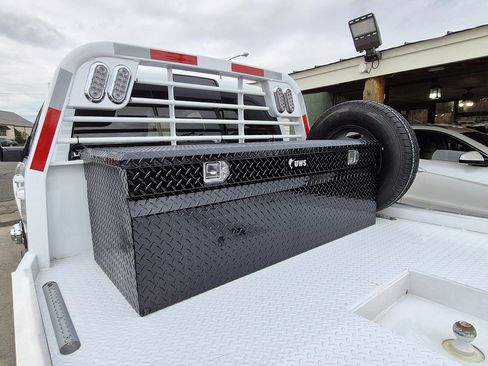 Used 2024 RAM 3500 Laramie image 8