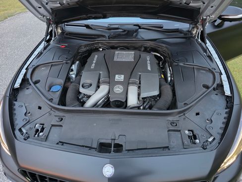 Used 2015 Mercedes-Benz S 63 AMG 4MATIC Coupe image 9