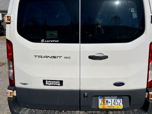 Used 2017 Ford Transit 150 Low Roof w/60/40 Side Door w/R image 6