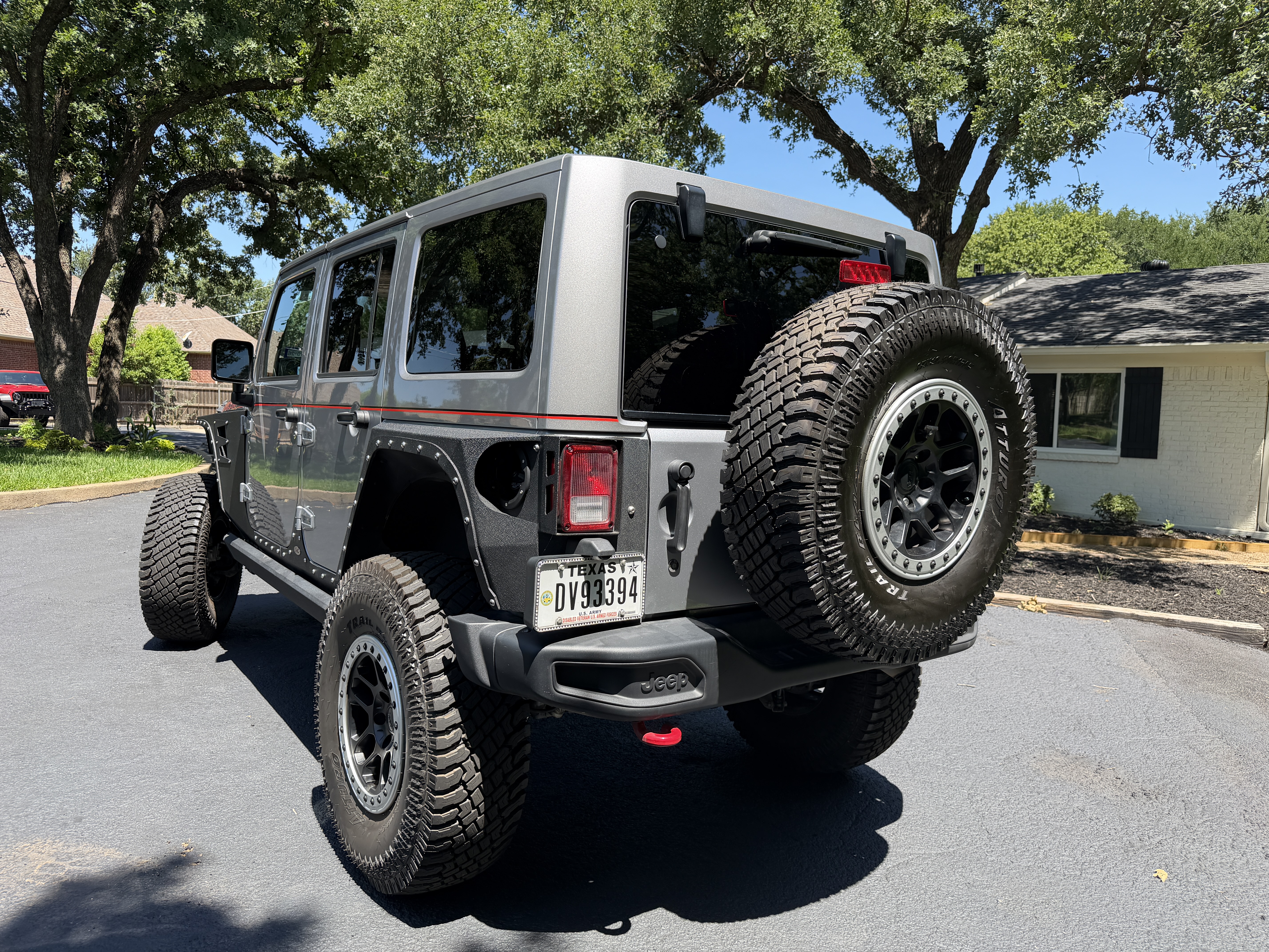 Used 2017 Jeep Wrangler Unlimited Rubicon AWD/4WD image 9